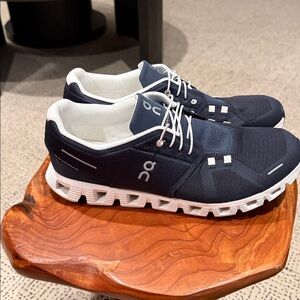 On Running Men's Navy and White Sneakers